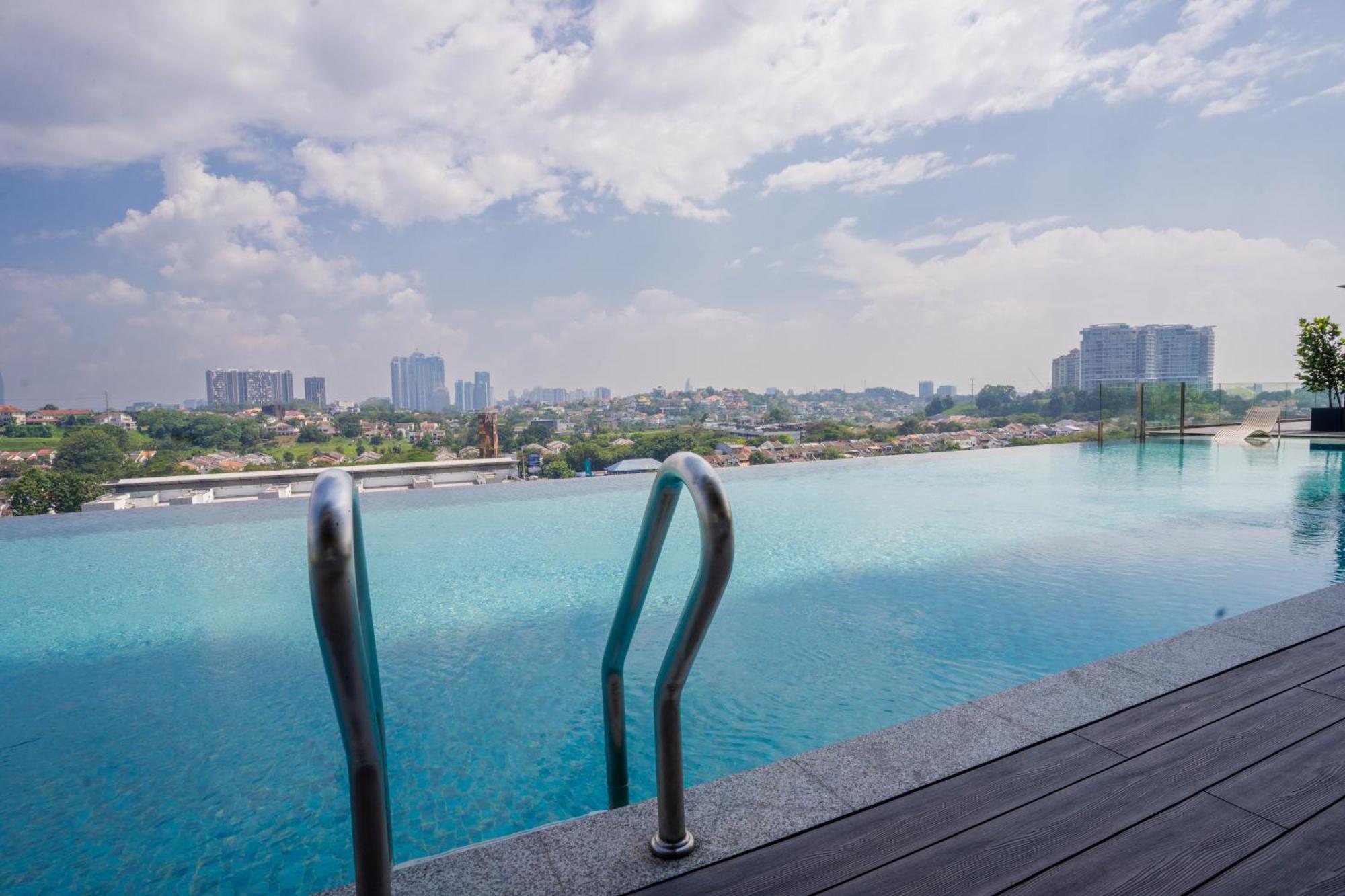 Societe Suites By Ihost Global Kuala Lumpur Buitenkant foto