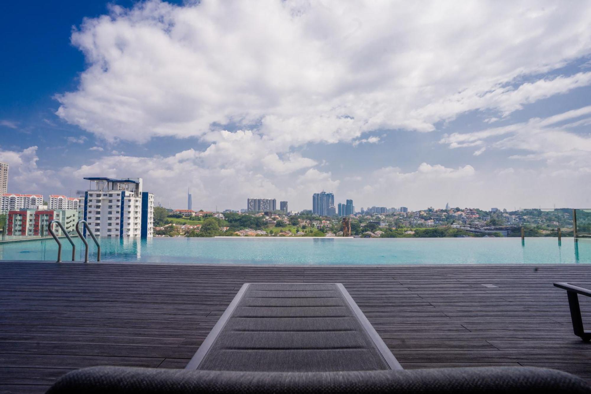 Societe Suites By Ihost Global Kuala Lumpur Buitenkant foto